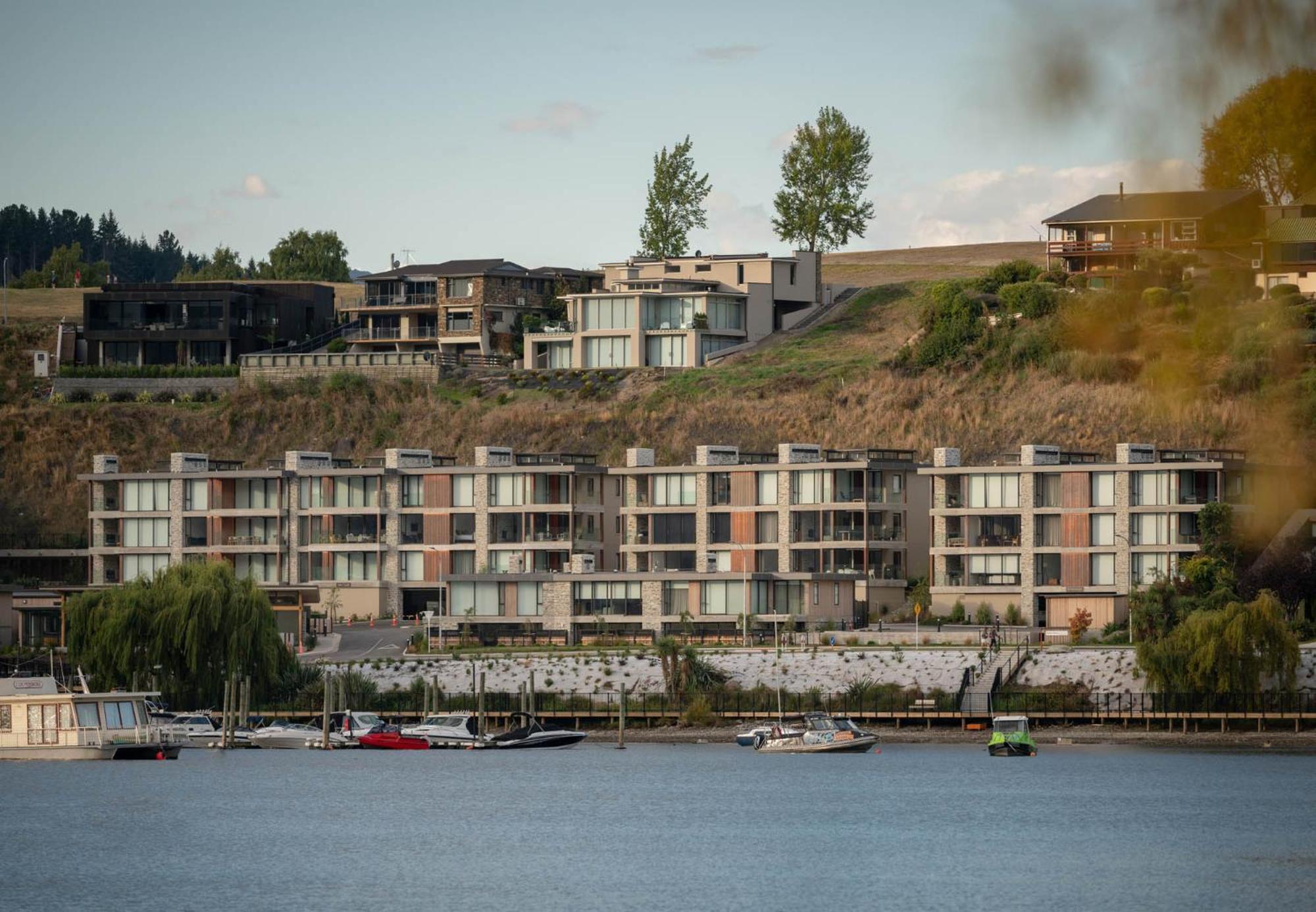 Marina Terrace Apartments, Wanaka Zewnętrze zdjęcie